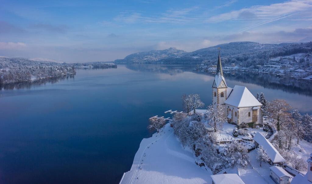 Stunning Woerthersee Holiday Home Sekull Екстер'єр фото